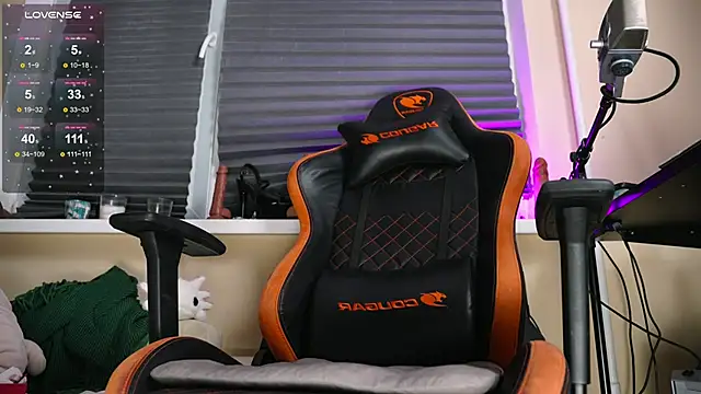 BlueCherryy online show from January 27, 6:41 pm