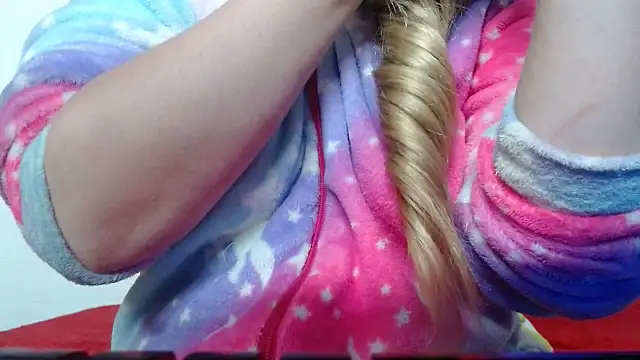 Snapshot of 69liamilk69 chatting on September 18, 6:59 am 69liamilk69 online show from September 18, 6:59 am