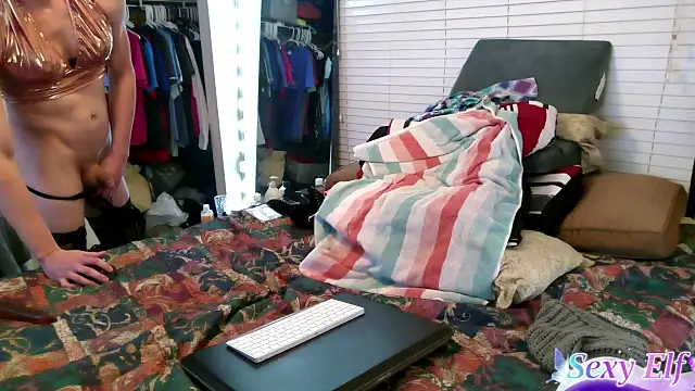 Snapshot of ashleysimmons chatting on March 7, 10:02 am ashleysimmons online show from March 7, 10:02 am