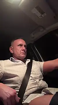 Trey100379100379 online show from January 2, 3:05 am