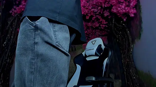 alexgiraldo  online show from January 21, 2:26 pm