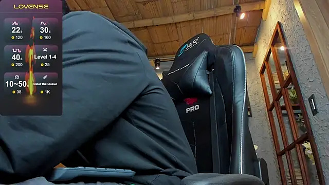 alexgiraldo  online show from February 22, 2:19 pm