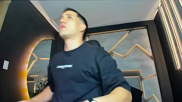 alexgiraldo  online show from February 26, 11:20 am