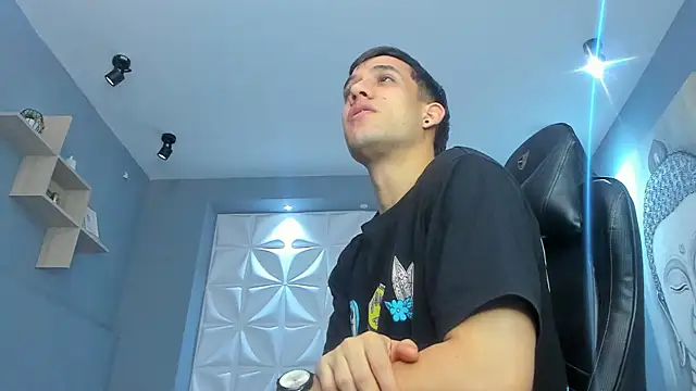 alexgiraldo  online show from March 11, 3:02 pm