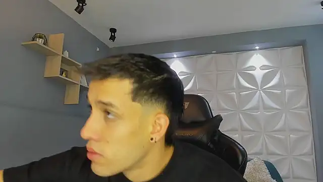 alexgiraldo  online show from March 16, 11:16 am