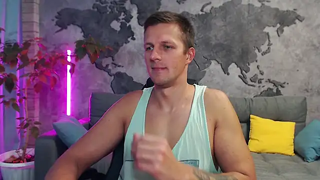 Snapshot of VikingChrisss chatting on October 25, 10:23 am VikingChrisss online show from October 25, 10:23 am