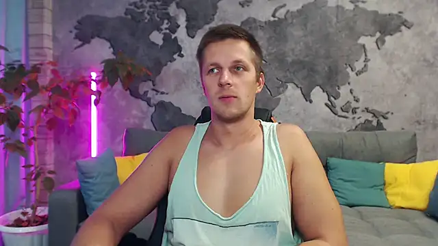 Snapshot of VikingChrisss chatting on November 2, 10:39 am VikingChrisss online show from November 2, 10:39 am