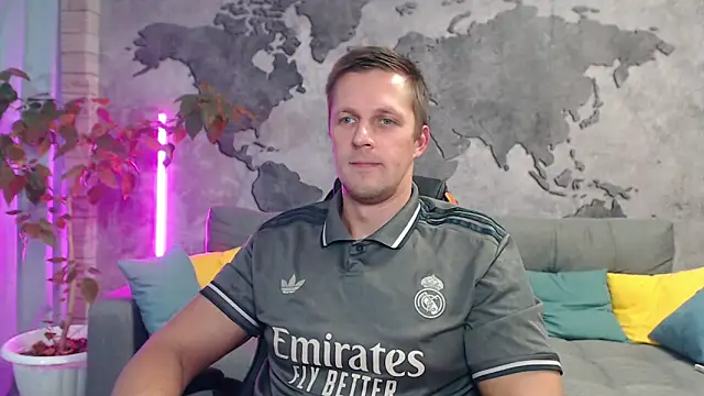 Snapshot of VikingChrisss chatting on November 3, 10:27 am VikingChrisss online show from November 3, 10:27 am