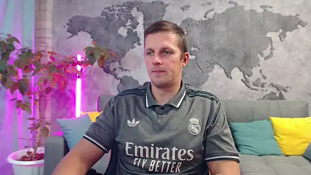 Snapshot of VikingChrisss chatting on November 13, 10:14 am VikingChrisss online show from November 13, 10:14 am