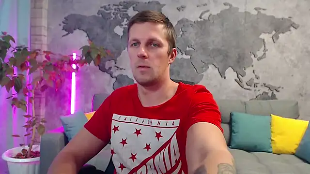 Snapshot of VikingChrisss chatting on November 18, 9:47 am VikingChrisss online show from November 18, 9:47 am