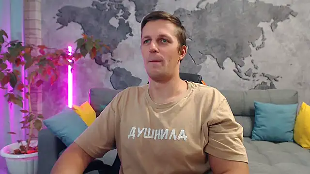 Snapshot of VikingChrisss chatting on November 29, 11:24 am VikingChrisss online show from November 29, 11:24 am