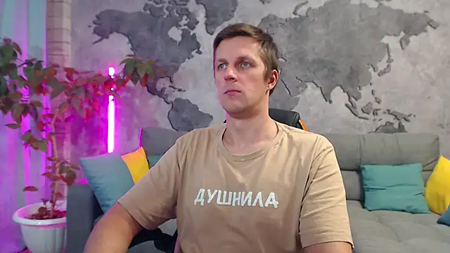 Snapshot of VikingChrisss chatting on December 16, 11:26 am VikingChrisss online show from December 16, 11:26 am