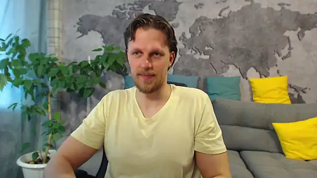 Snapshot of VikingChrisss chatting on April 25, 9:23 am VikingChrisss online show from April 25, 9:23 am