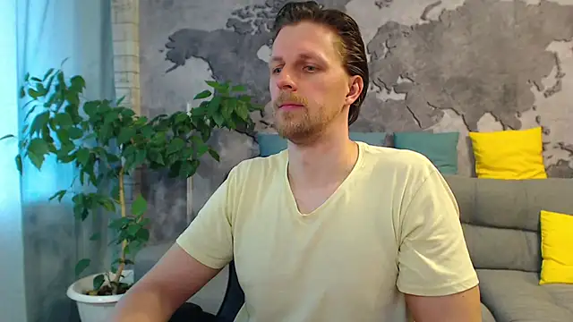 Snapshot of VikingChrisss chatting on May 1, 9:14 am VikingChrisss online show from May 1, 9:14 am
