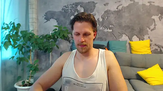 Snapshot of VikingChrisss chatting on May 4, 10:00 am VikingChrisss online show from May 4, 10:00 am