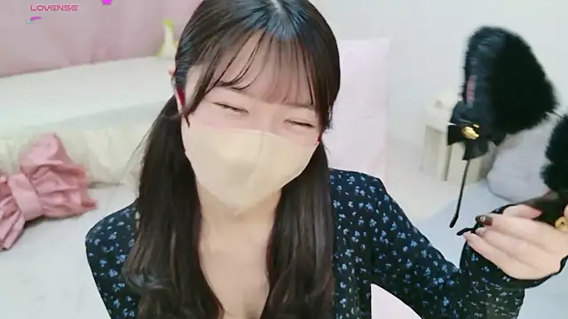 anchan  online show from February 22, 2:04 pm