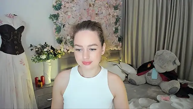 MiracleCurly online show from November 7, 4:07 pm