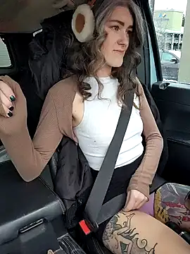 Snapshot of Lilmissvyx chatting on February 6, 4:36 pm Lilmissvyx online show from February 6, 4:36 pm