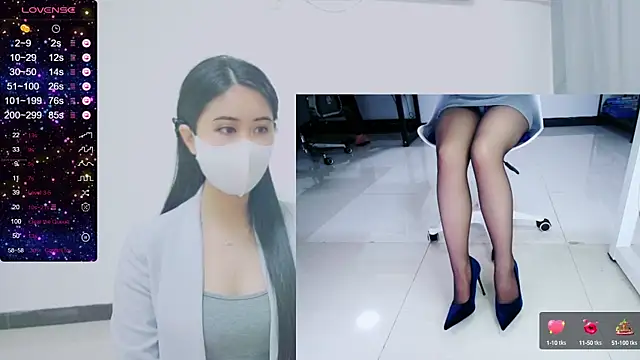 Snapshot of tt50256 chatting on February 21, 3:21 pm tt50256 online show from February 21, 3:21 pm