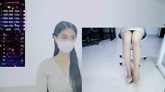 Snapshot of tt50256 chatting on March 10, 1:10 pm tt50256 online show from March 10, 1:10 pm