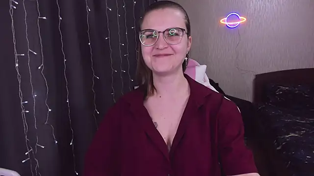 MissBrightShine online show from February 20, 4:14 pm