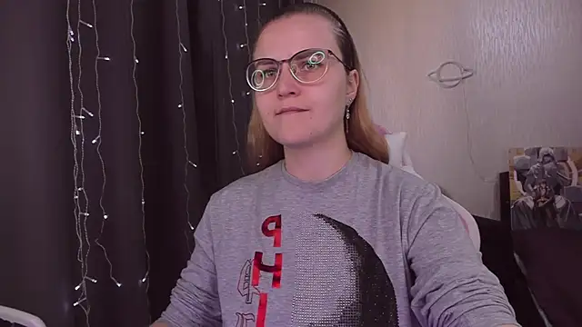 MissBrightShine online show from October 2, 11:17 am