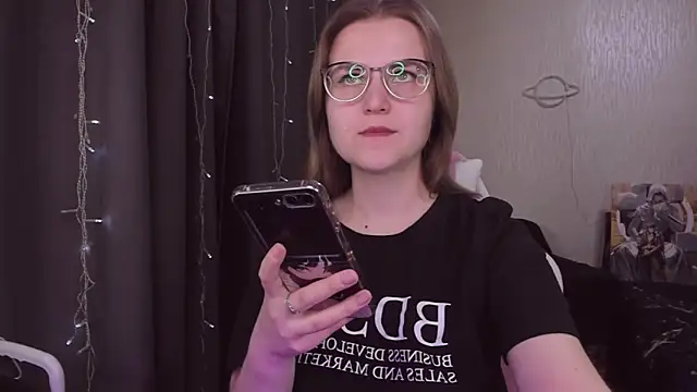 MissBrightShine online show from October 14, 10:16 am