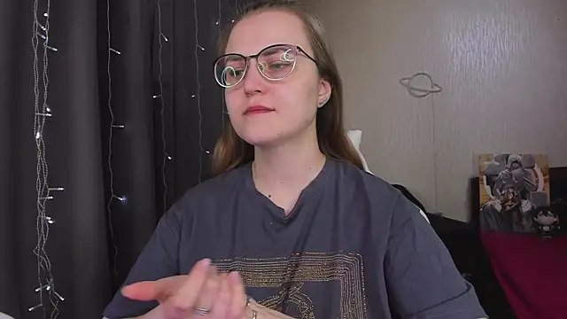 MissBrightShine online show from February 17, 10:45 am