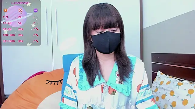 alonelove   online show from September 21, 2:35 am