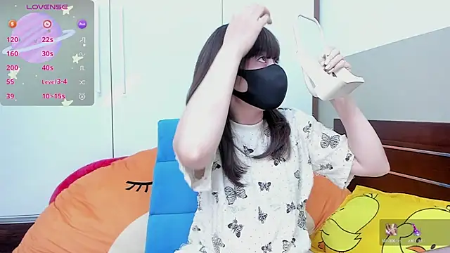 alonelove   online show from October 1, 2:39 am