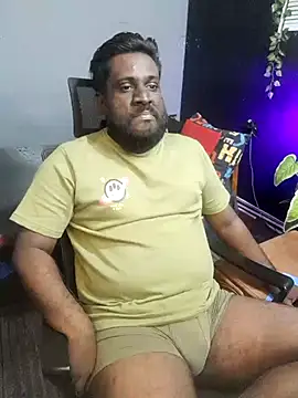 Rayansmith  online show from November 11, 10:21 pm