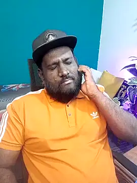 Rayansmith  online show from February 14, 10:06 pm