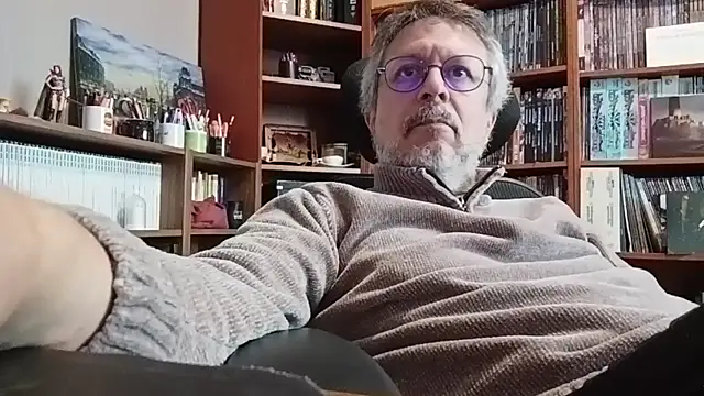 Mandra is a whore online show from September 28, 4:23 pm