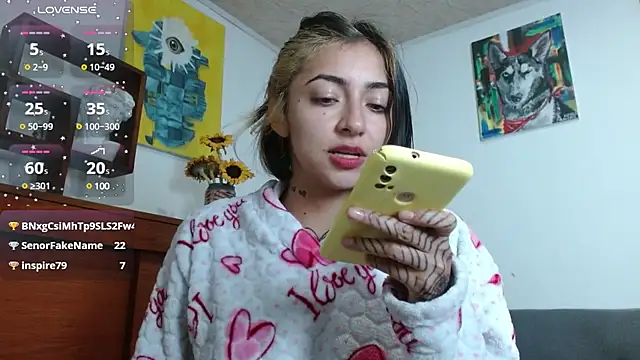 ZoeBakers  online show from February 25, 1:17 pm