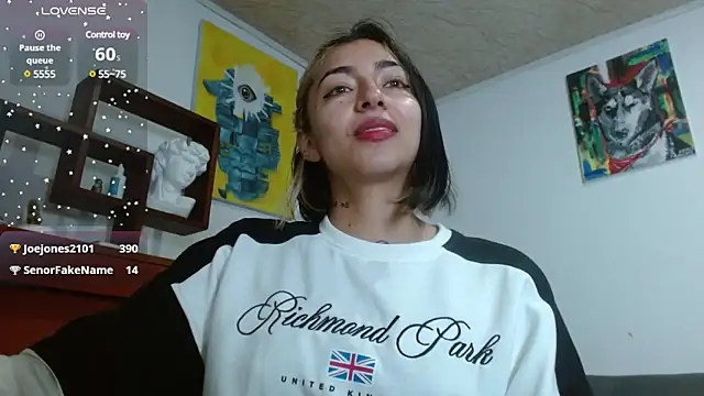 ZoeBakers  online show from March 8, 11:48 am