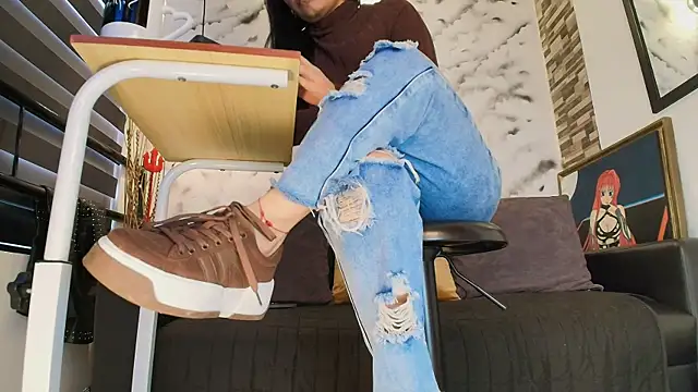 Snapshot of Sophie_LittleS chatting on February 25, 12:15 pm Sophie LittleS online show from February 25, 12:15 pm