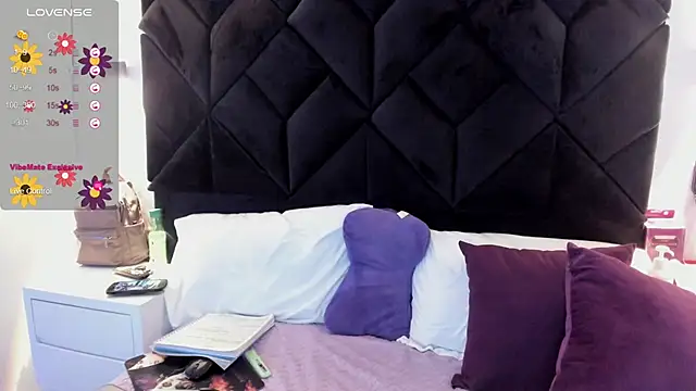 letiziia sky1 online show from January 22, 8:17 pm