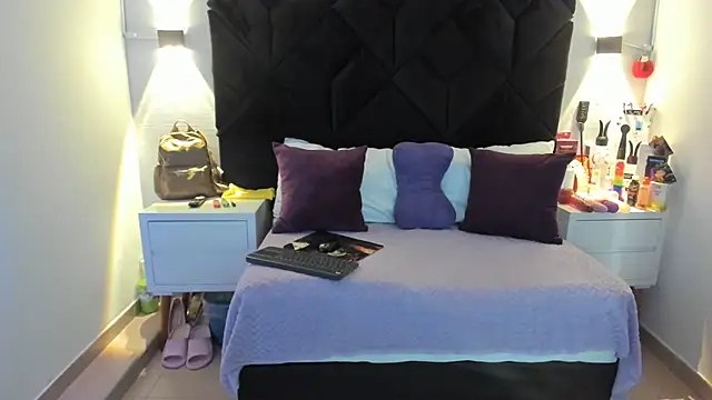 letiziia sky1 online show from February 3, 8:03 pm