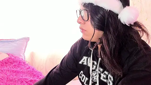 Satuurn  online show from December 19, 7:40 pm