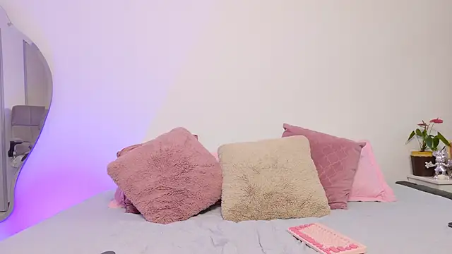 Mar 333 online show from January 19, 11:10 pm