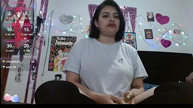 Saray extrovert  online show from March 15, 7:31 am