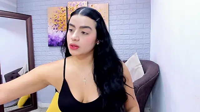 Paula Desousa online show from May 24, 6:24 pm