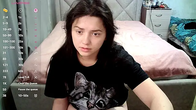 juliettkalen online show from July 6, 2:30 am