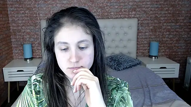 Holliy Cooper online show from March 14, 4:09 pm