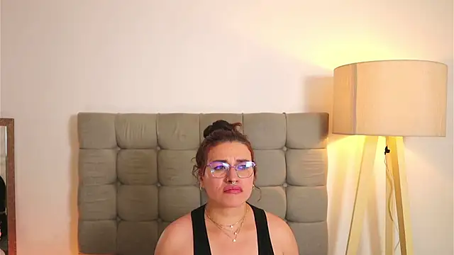 alix bay online show from January 31, 2:15 am