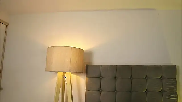 alix bay online show from February 25, 11:22 pm