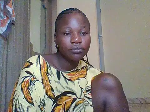 prettychic5 online show from January 9, 6:38 am