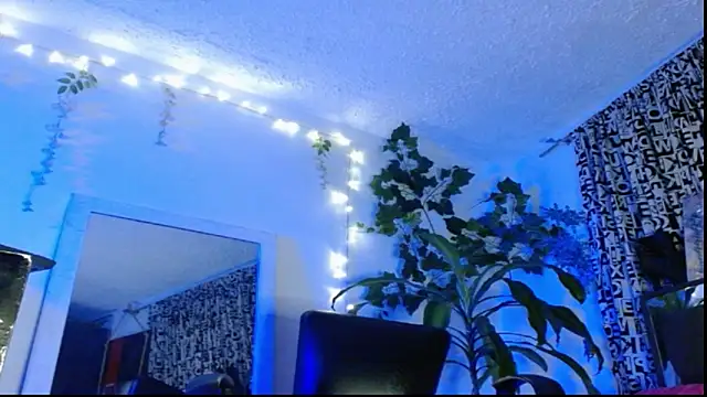 DULCE ZOE online show from February 6, 12:43 am