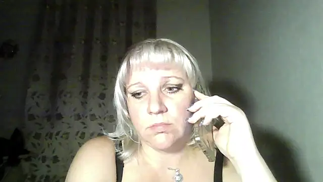 MeilomaWesa online show from October 3, 8:06 pm