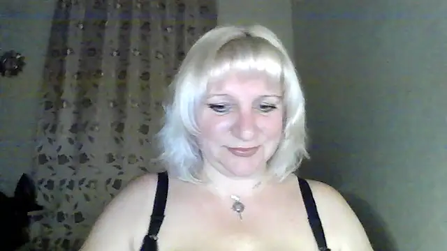 MeilomaWesa online show from October 19, 9:15 pm